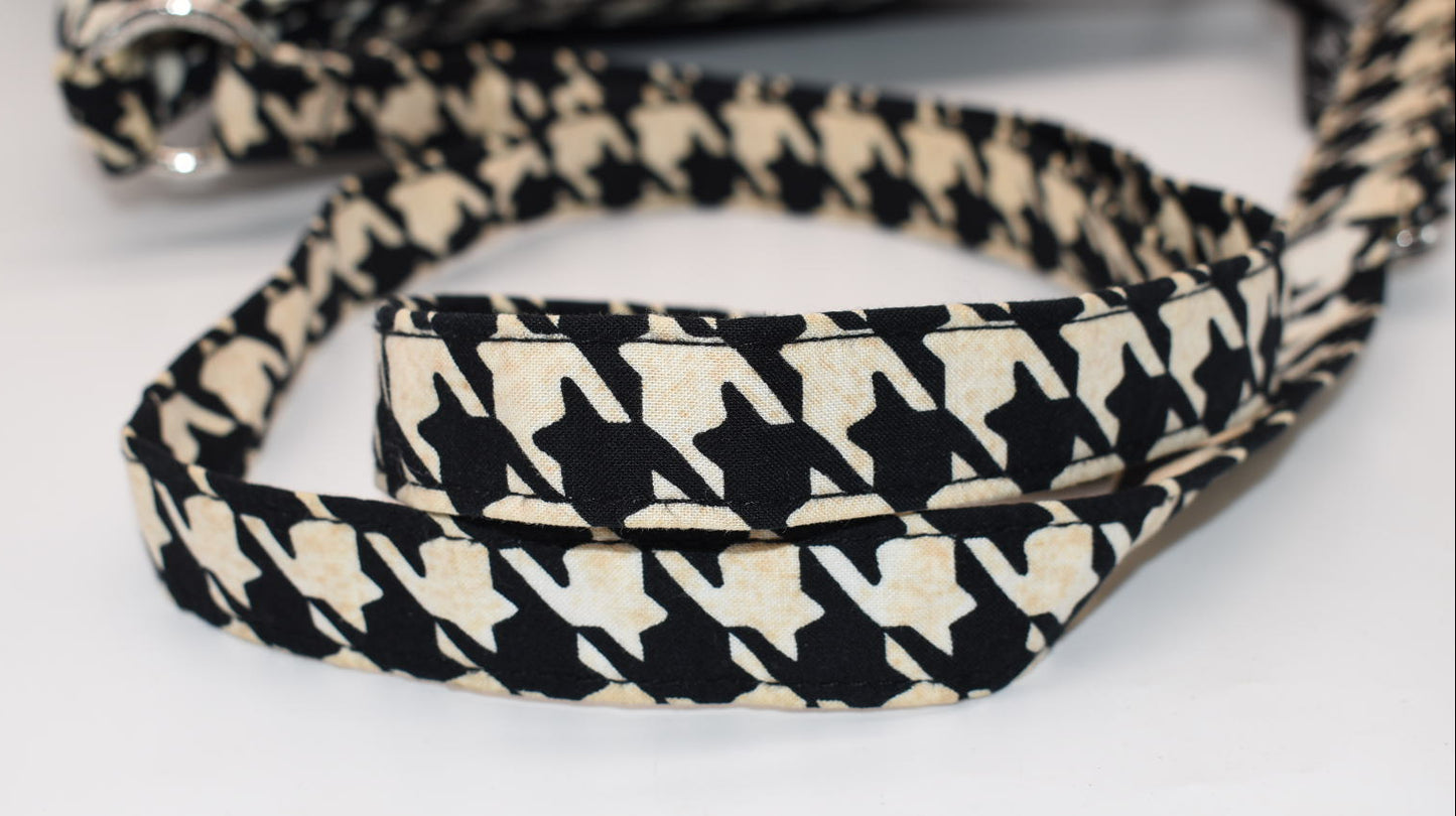 Vera Bradley Triple Zip Hipster Crossbody Bag in "Houndstooth" Pattern