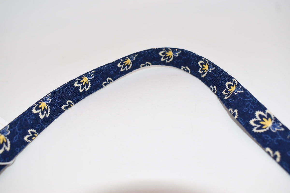 Vintage Vera Bradley Shoulder Bag in "Maison Blue" Pattern