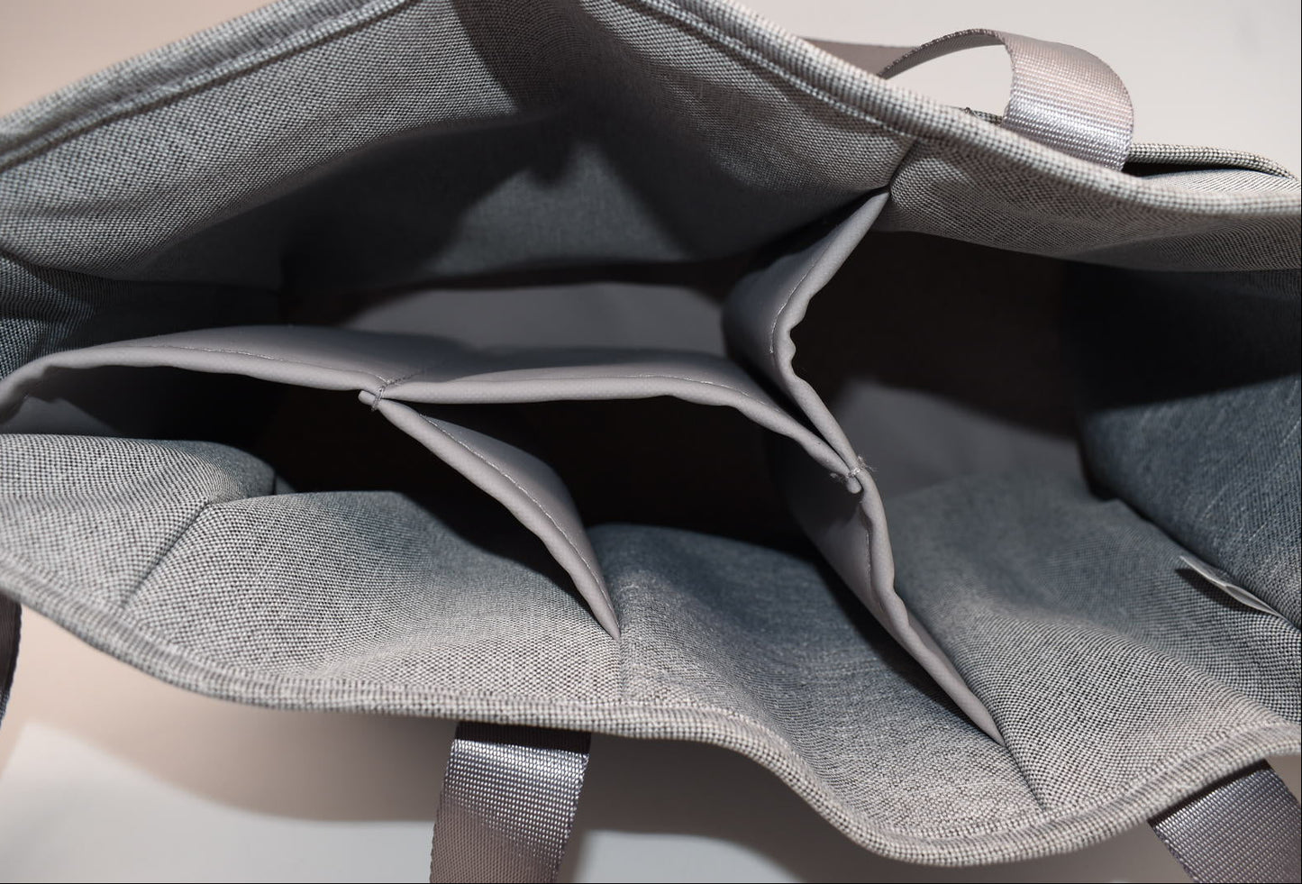 Vera Bradley Lighten Up Everything Organizer in "Medium Heather Gray"