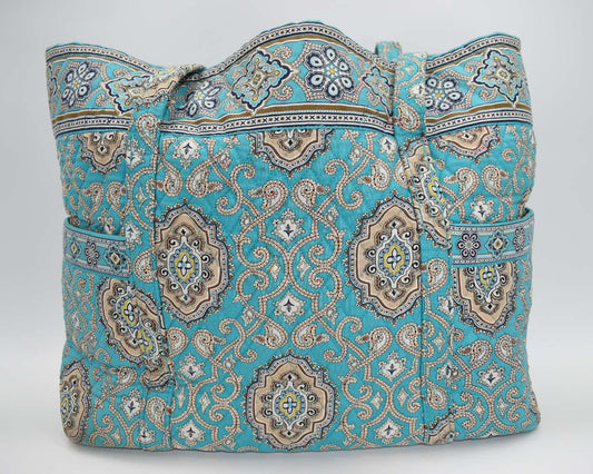 Vera Bradley Super Tote Travel Bag in "Totally Turquoise" Pattern