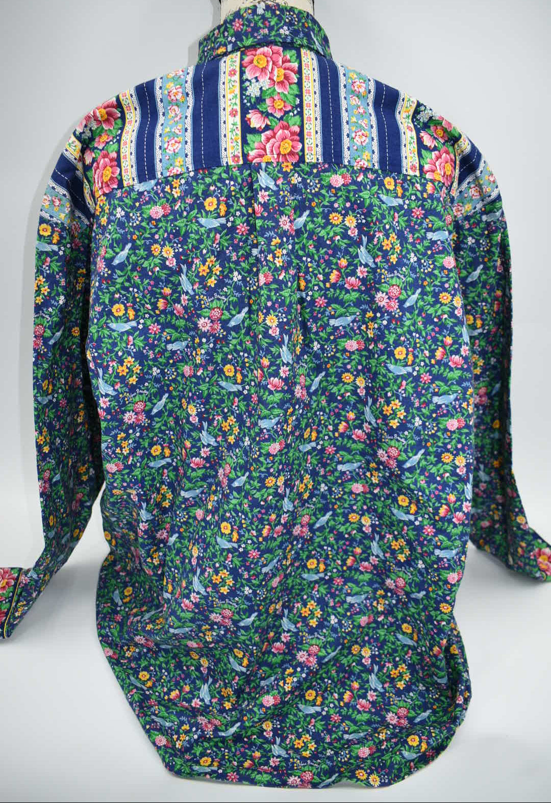 Vintage Vera Bradley Large Button-Up Long Sleeve Shirt in "Bluebird - 1998" Pattern