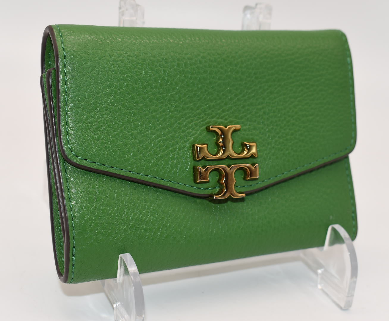 Tory Burch Kira Pebbled Medium Flap Wallet in Poblano Green