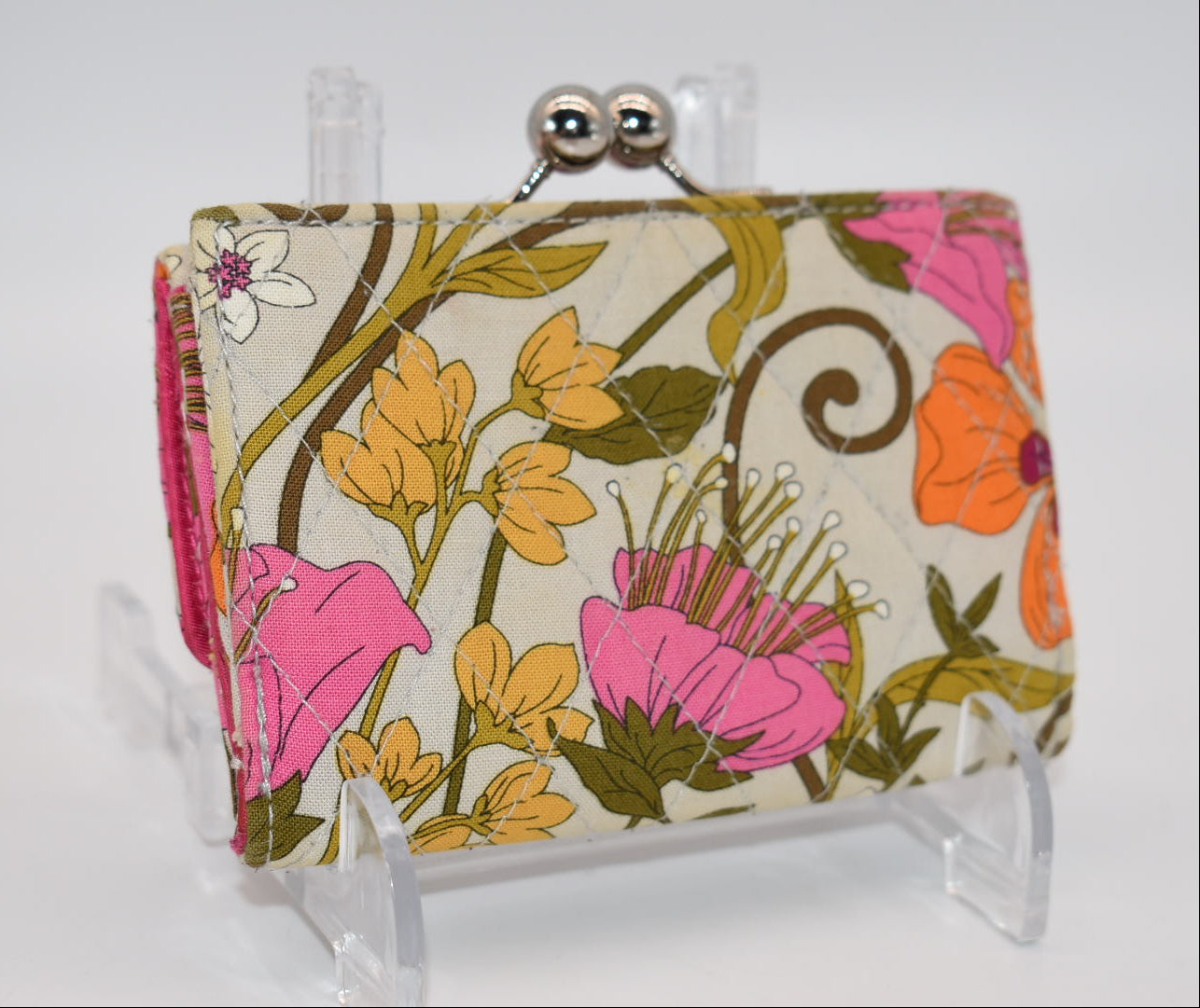 Vera Bradley Kisslock Trifold Wallet in "Tea Garden" Pattern