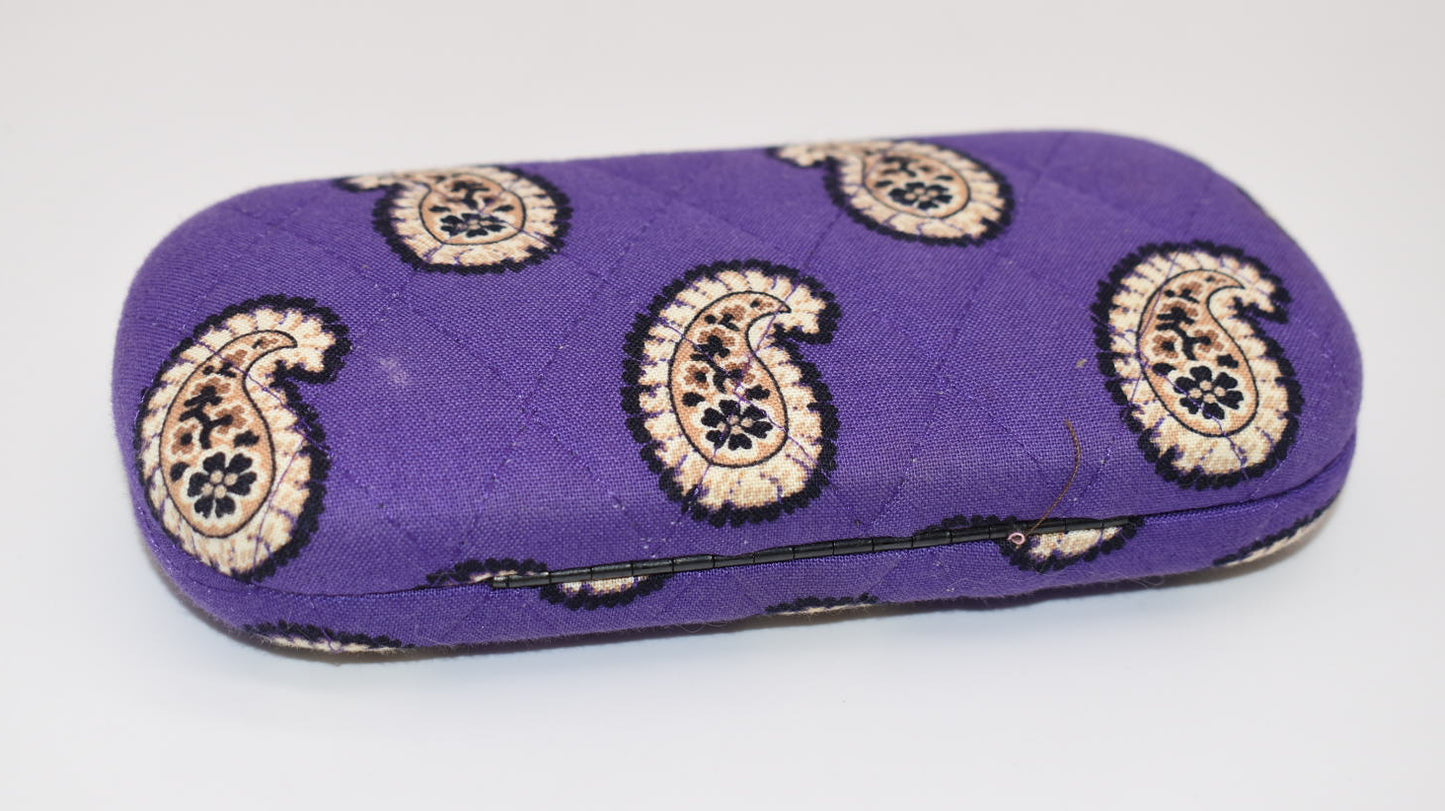 Vera Bradley Hard Clamshell Eyewear Case in "Bandana -Purple" Pattern
