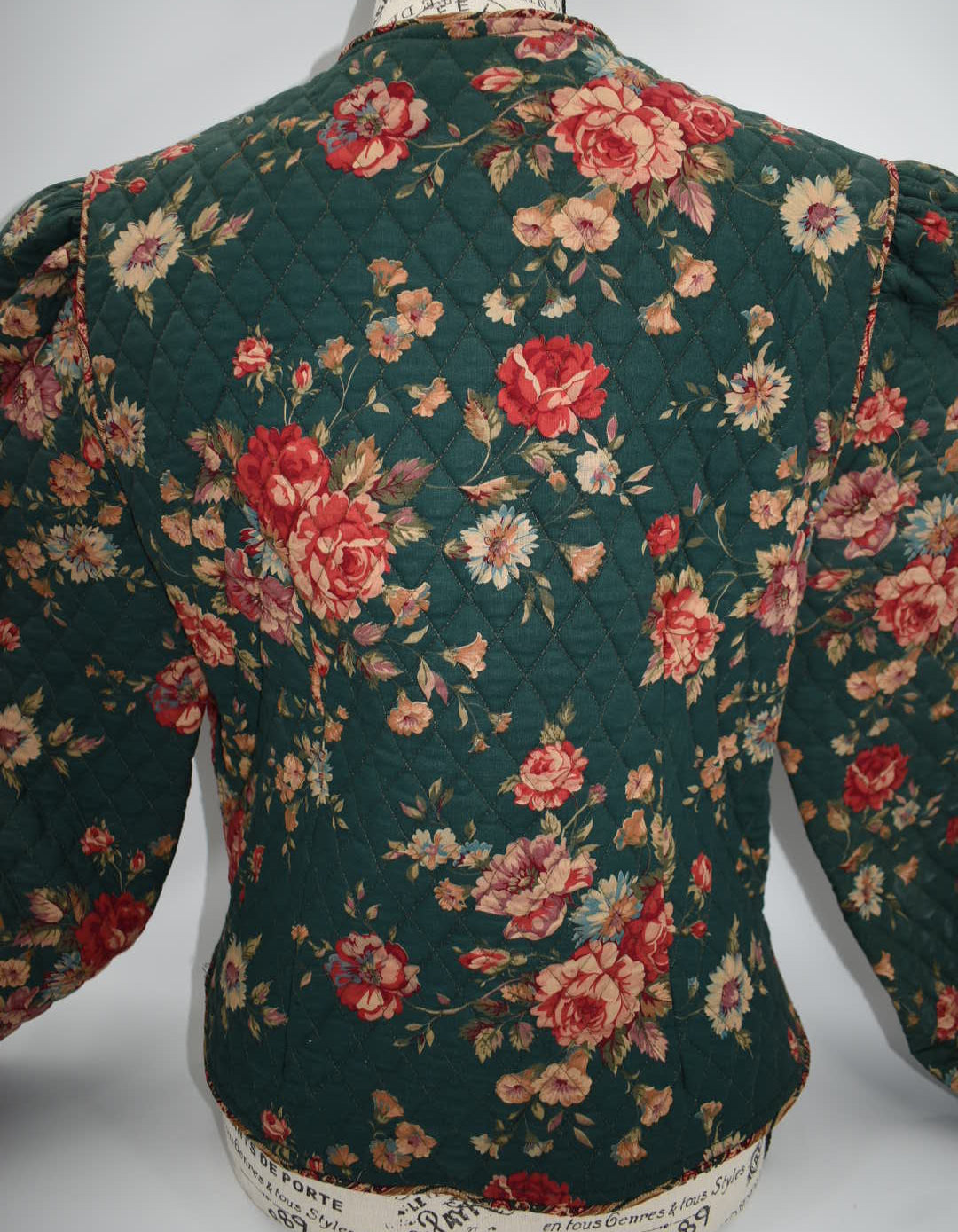 Vintage Vera Bradley Large Cropped Jacket in "Greenbriar- 1987" Pattern