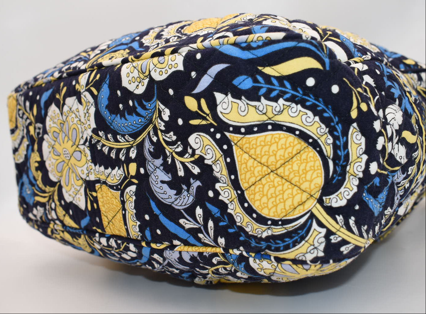 Vera Bradley Sweet Pleat Zip Tote Bag in "Ellie Blue" Pattern