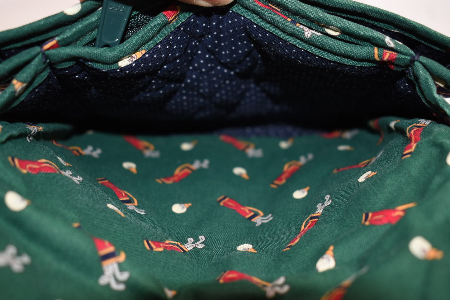 Vintage Vera Bradley Elite Crossbody Bag in "Golf Green -1995" Pattern