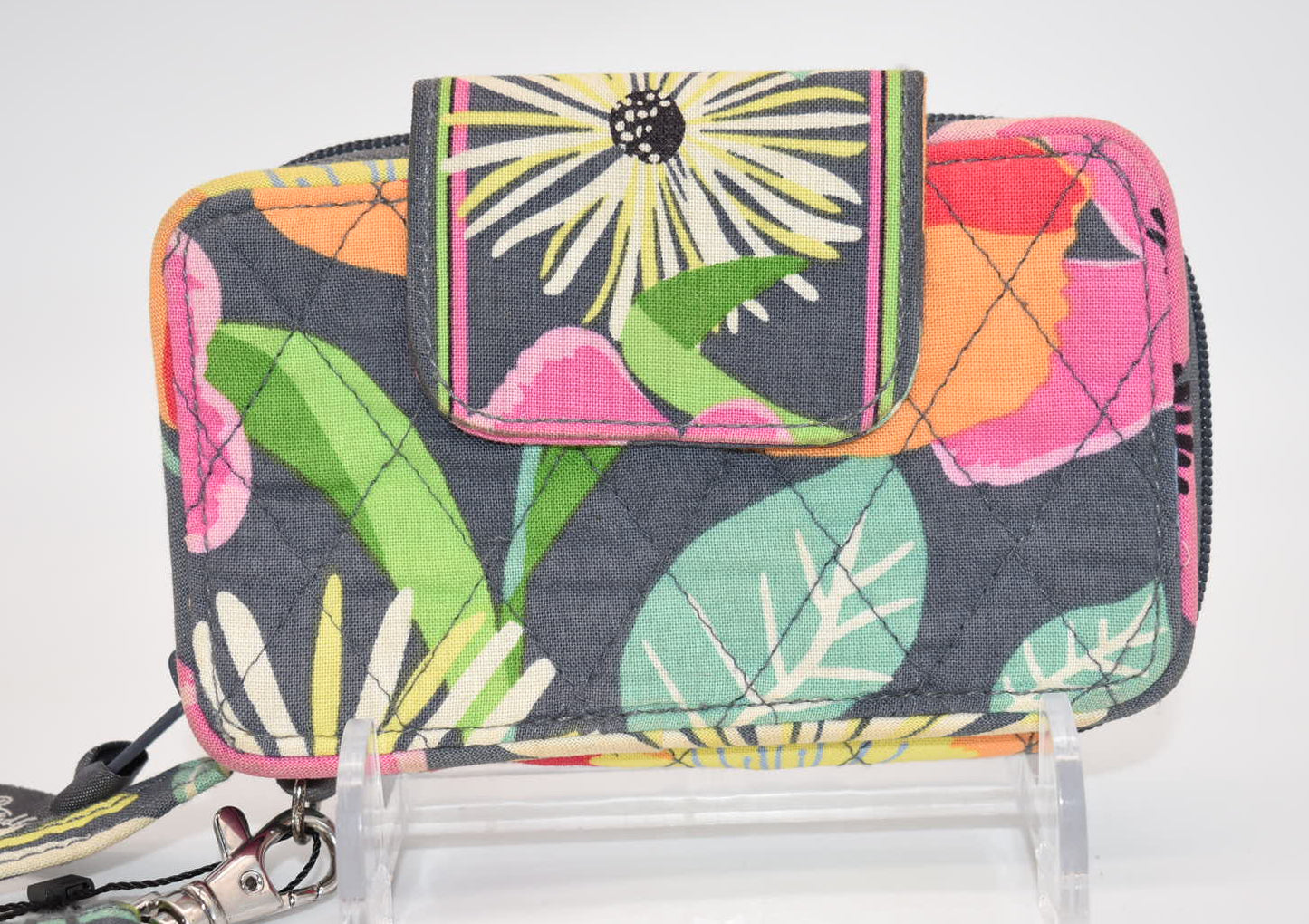 Vera Bradley Smartphone Wristlet in "Jazzy Blooms" Pattern