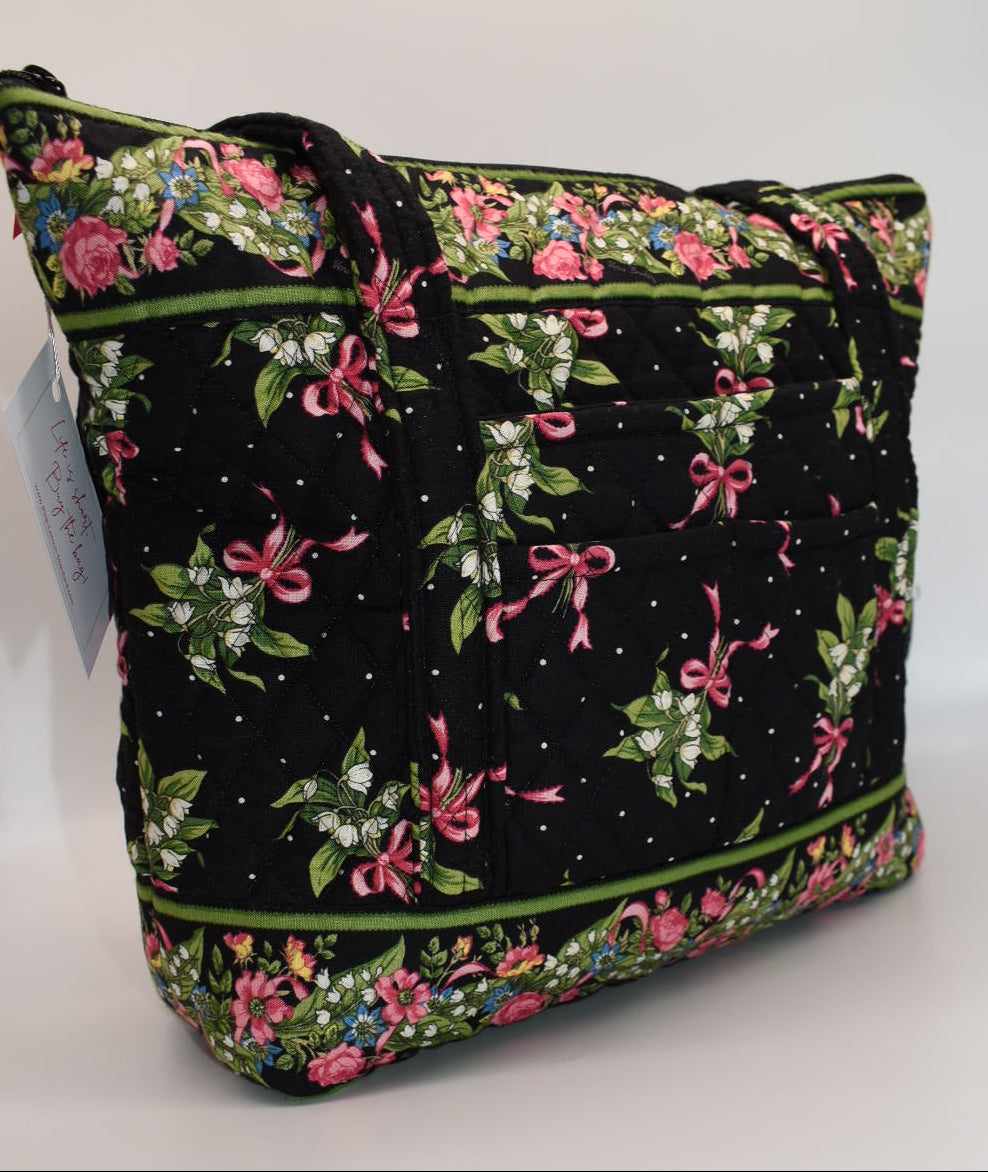Vera Bradley Villager Tote Bag in "New Hope-1999" Pattern
