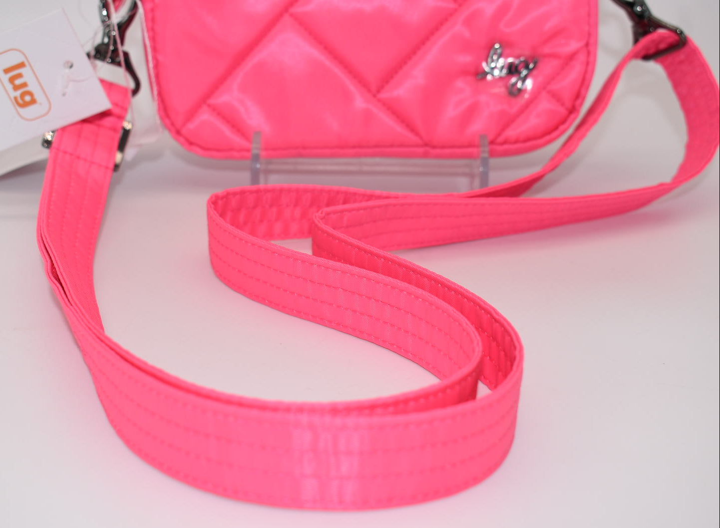 Lug Coupe SE Convertible Crossbody Bag in Magenta