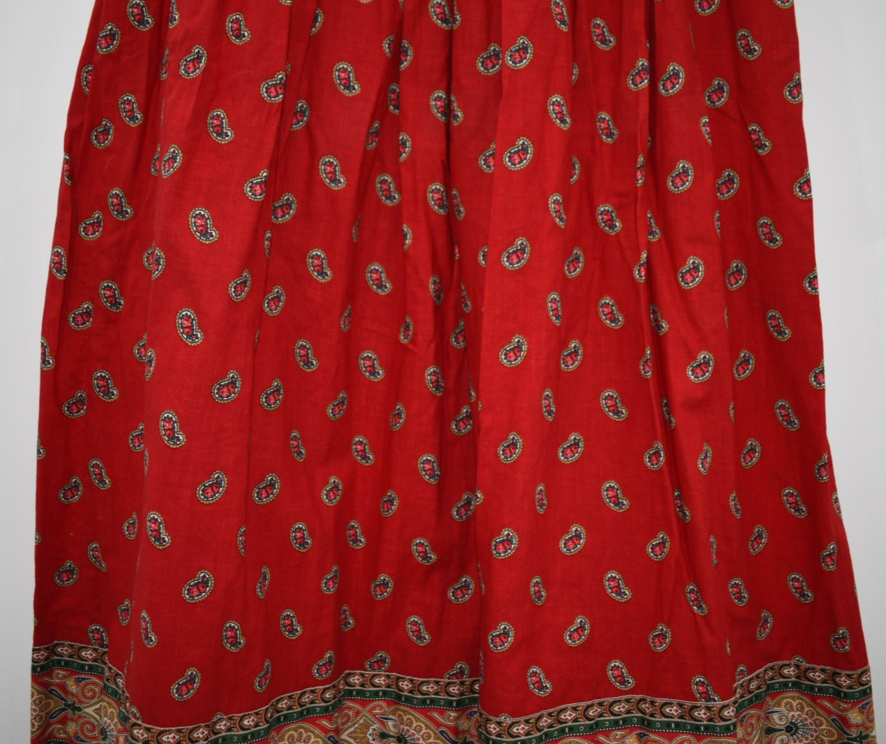 Vintage Vera Bradley Cottage Maxi OS Skirt in "Red - 1991" Pattern