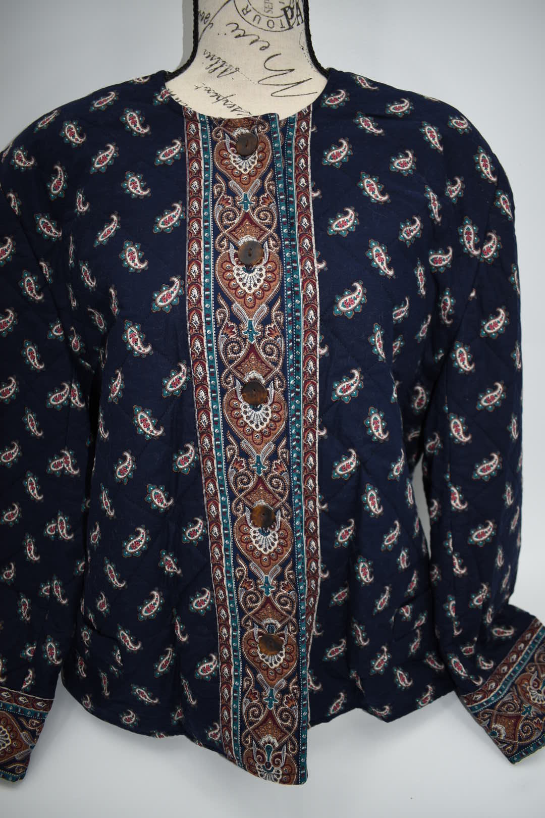 Vintage Vera Bradley Quilted Large Jacket in "Navy -1991" Pattern