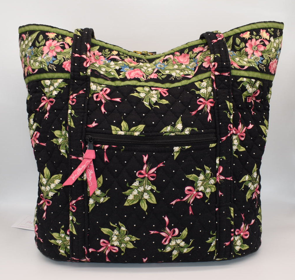 Vera Bradley Large Vera Tote Bag in "New Hope" Pattern