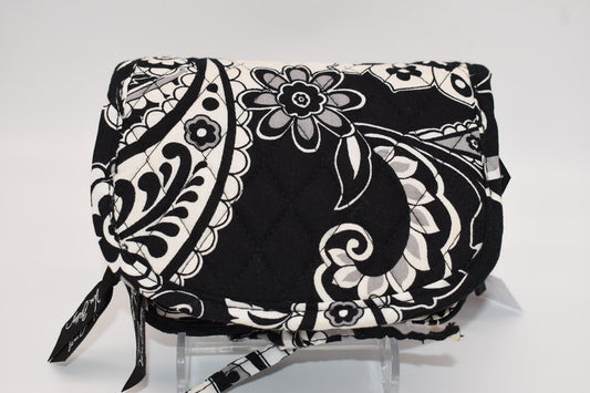 Vera Bradley Small Travel Organizer in "Midnight Paisley" Pattern