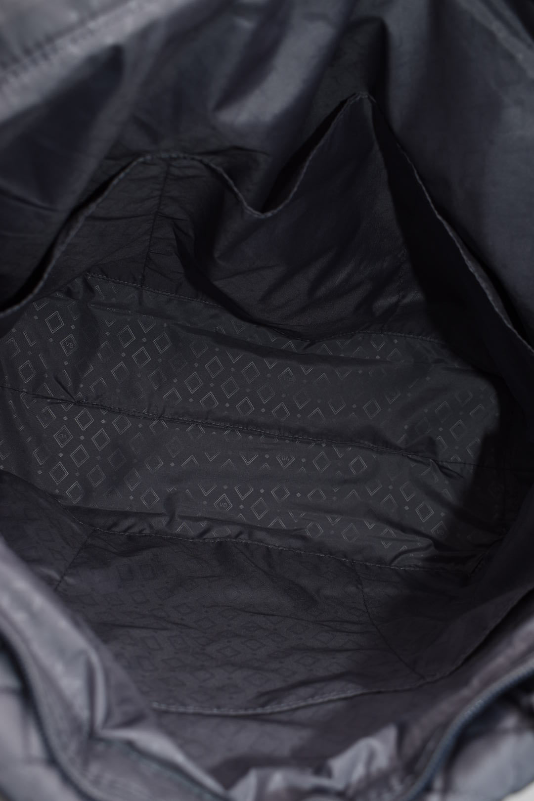 Vera Bradley Microfiber Large Tote Bag in Happy Hydrangeas