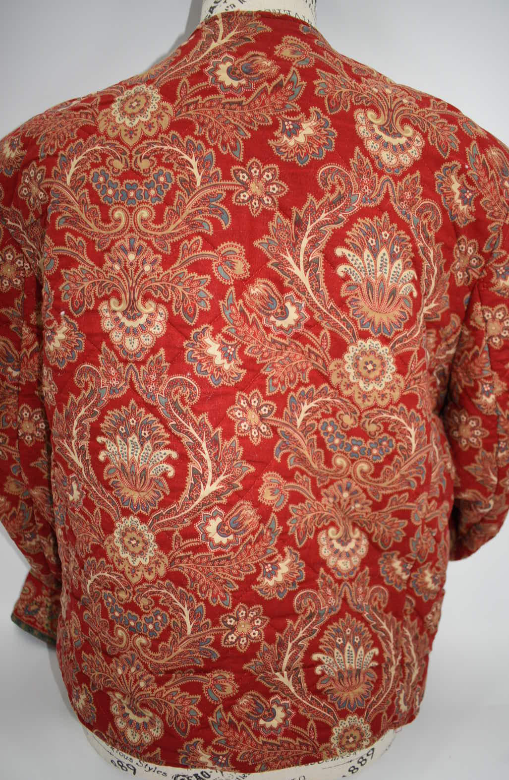 Vintage Vera Bradley Quilted Medium Jacket in "Windsor -1995" Pattern