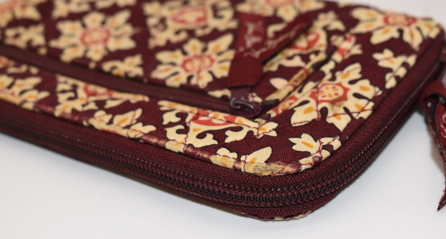 Vera Bradley Zip Around Wallet in "Medallion-2006" Pattern
