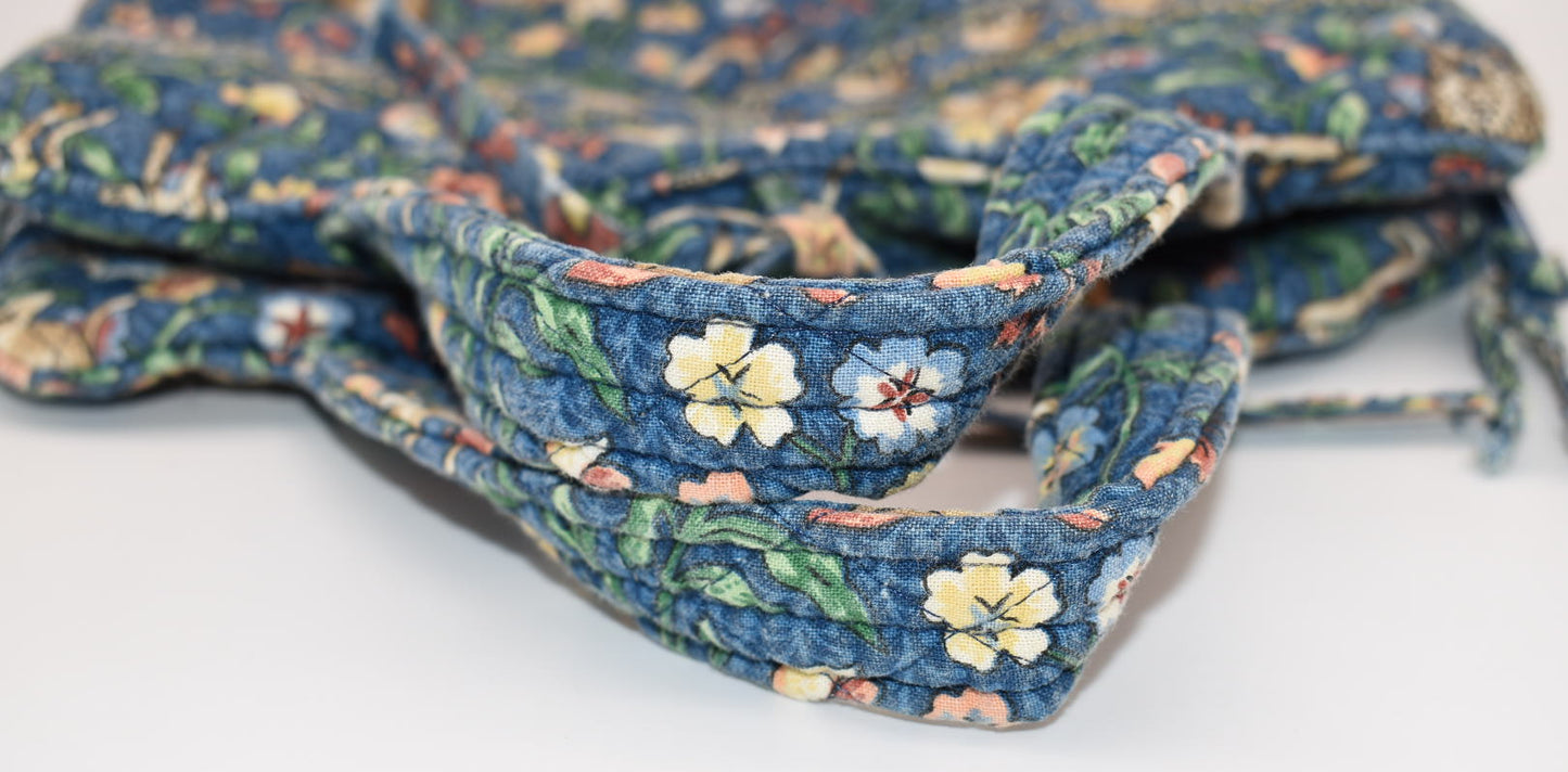 Vera Bradley Travel Organizer in "Animal Kingdom -2000" Pattern