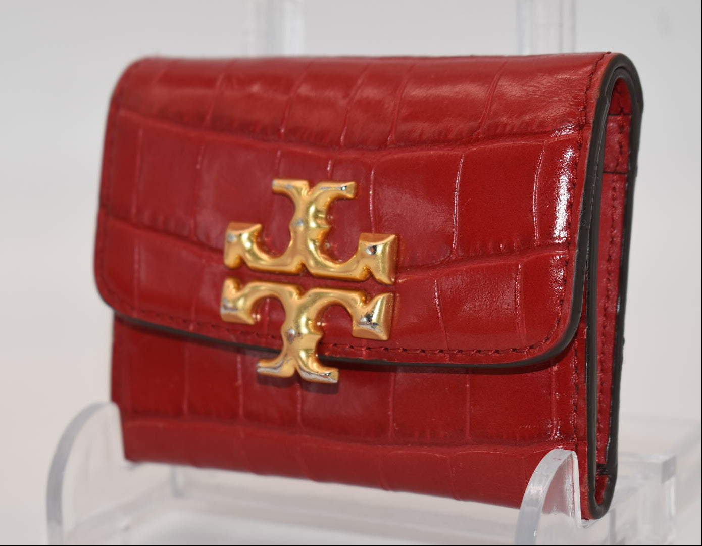 Tory Burch Eleanor Embossed Compact Wallet in Redstone