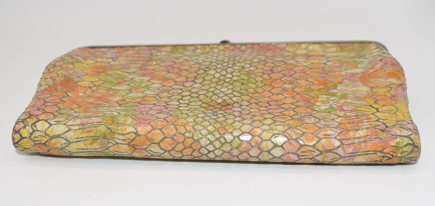 HOBO INTL Lauren Clutch Wallet