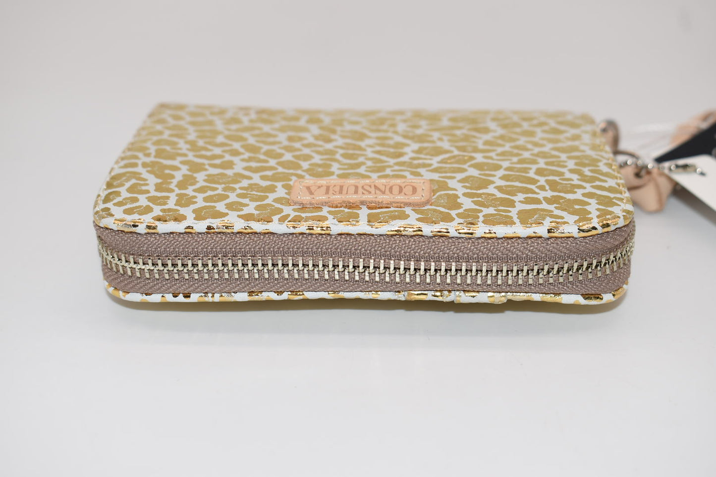 Consuela Kit Zippy Wallet