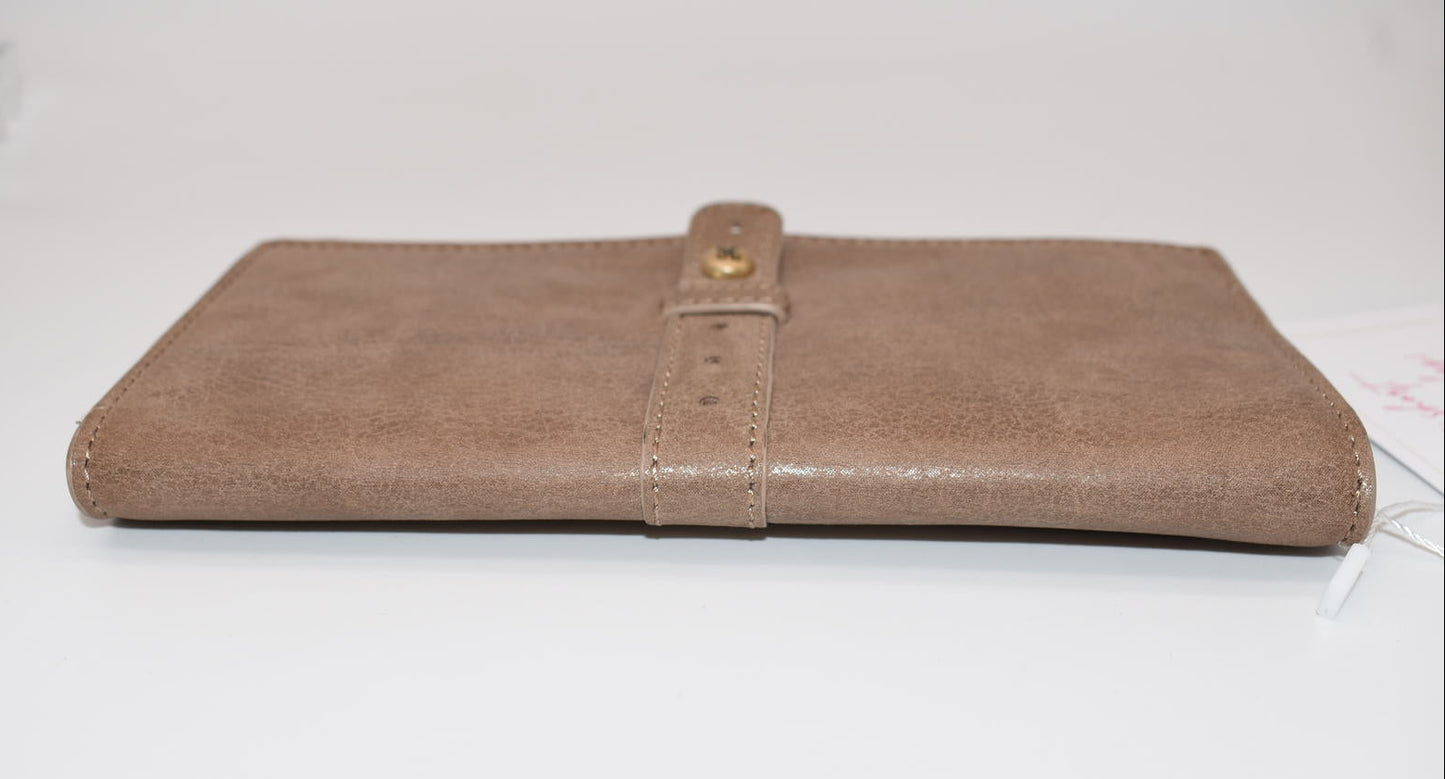 HOBO Alta Leather Continental Wallet in Rose Dust
