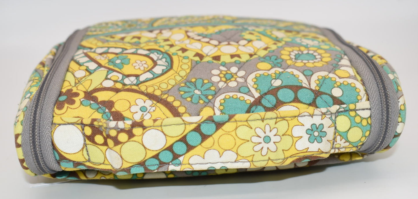 Vera Bradley Hanging Jewelry Travel Bag in "Lemon Parfait" Pattern