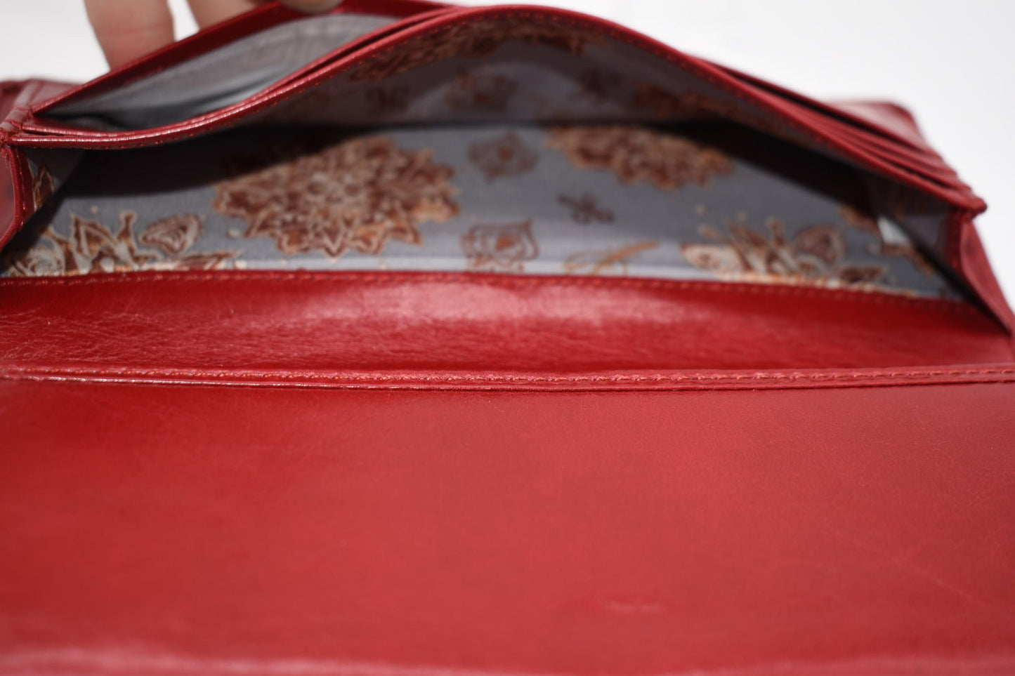 HOBO Ardor Leather Wallet in Garnet