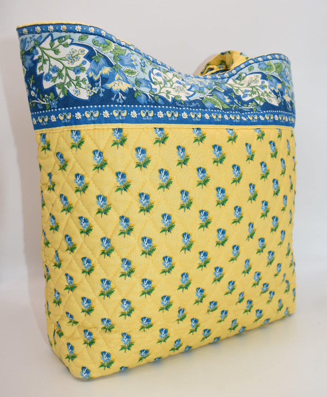 Vera Bradley Everyday Tote Bag in "Katherine -2004" Pattern