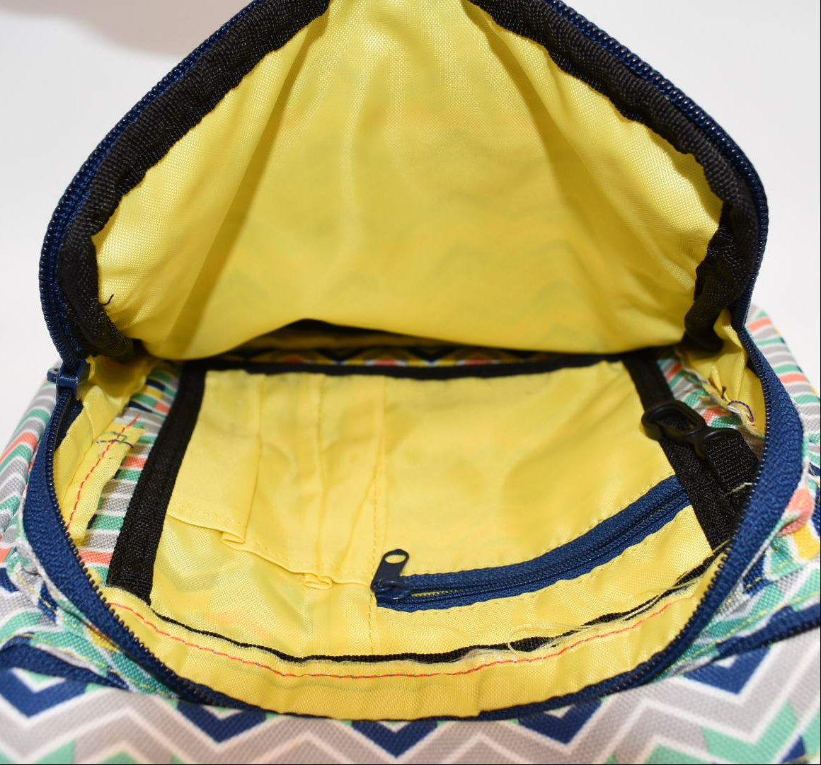 Kavu Messenger Crossbody Bag