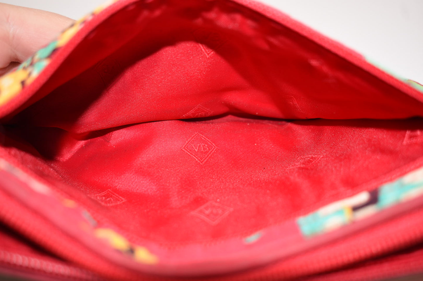 Vera Bradley RFID Front Zip Wristlet Wallet in "Rumba" Pattern