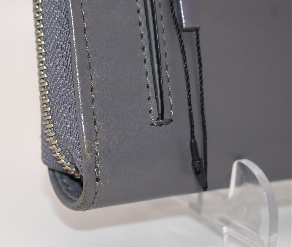 Vera Bradley Leather Carryall RFID Accordion Wristlet in "Storm Cloud"