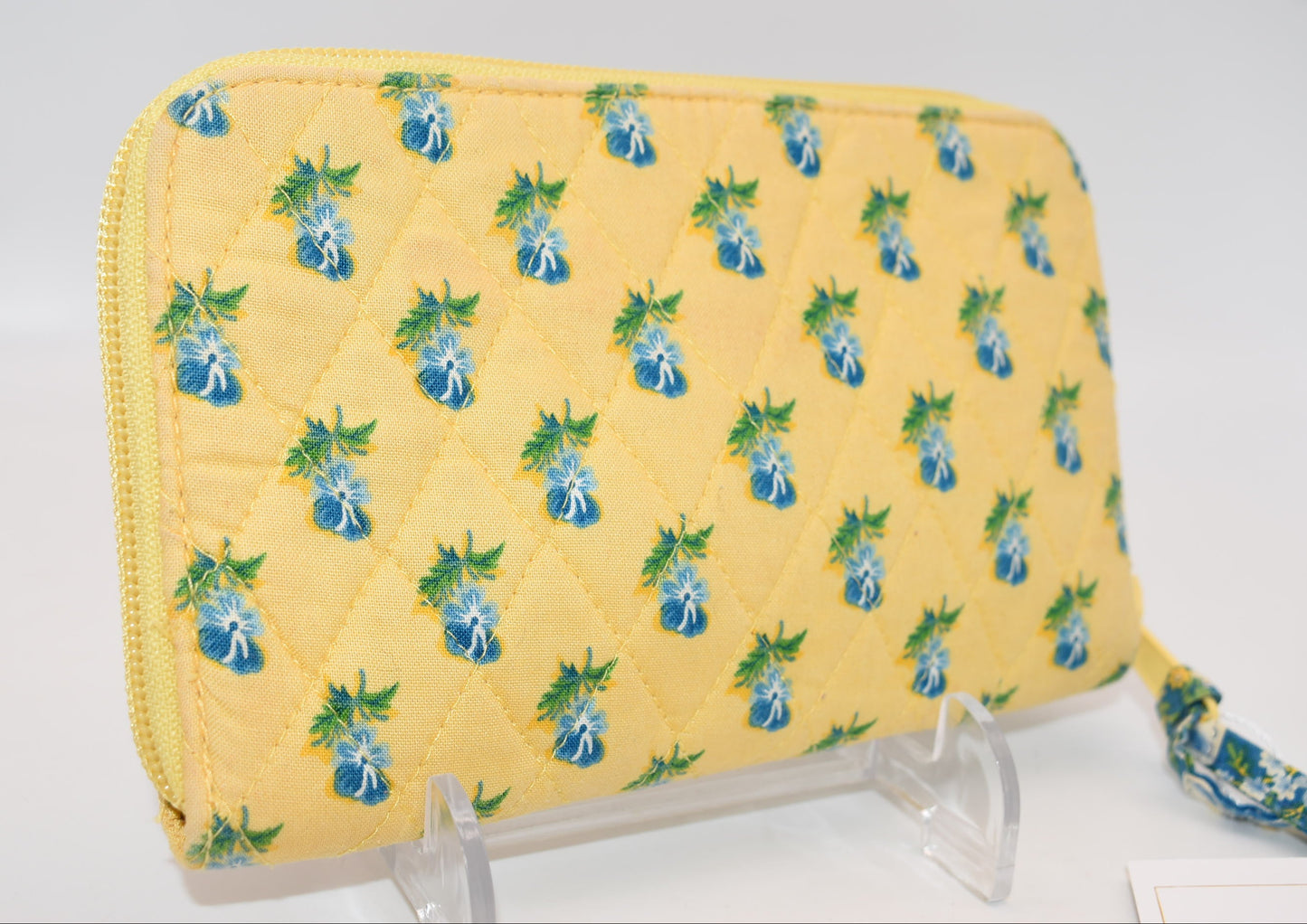 Vera Bradley Zip Around Wallet in "Katherine" Pattern