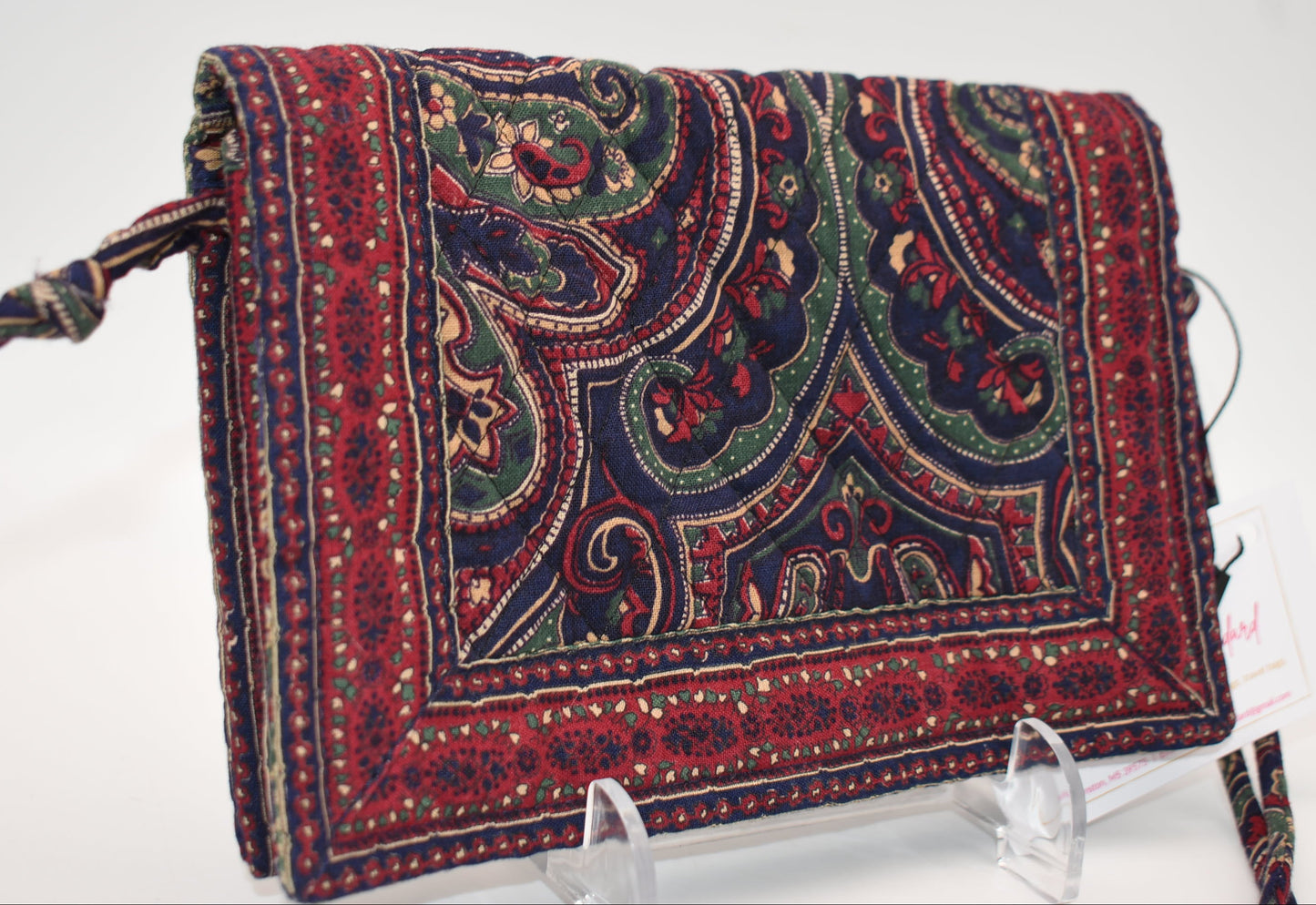 Vintage Vera Bradley Elite Crossbody in "Medallion-1995" Pattern