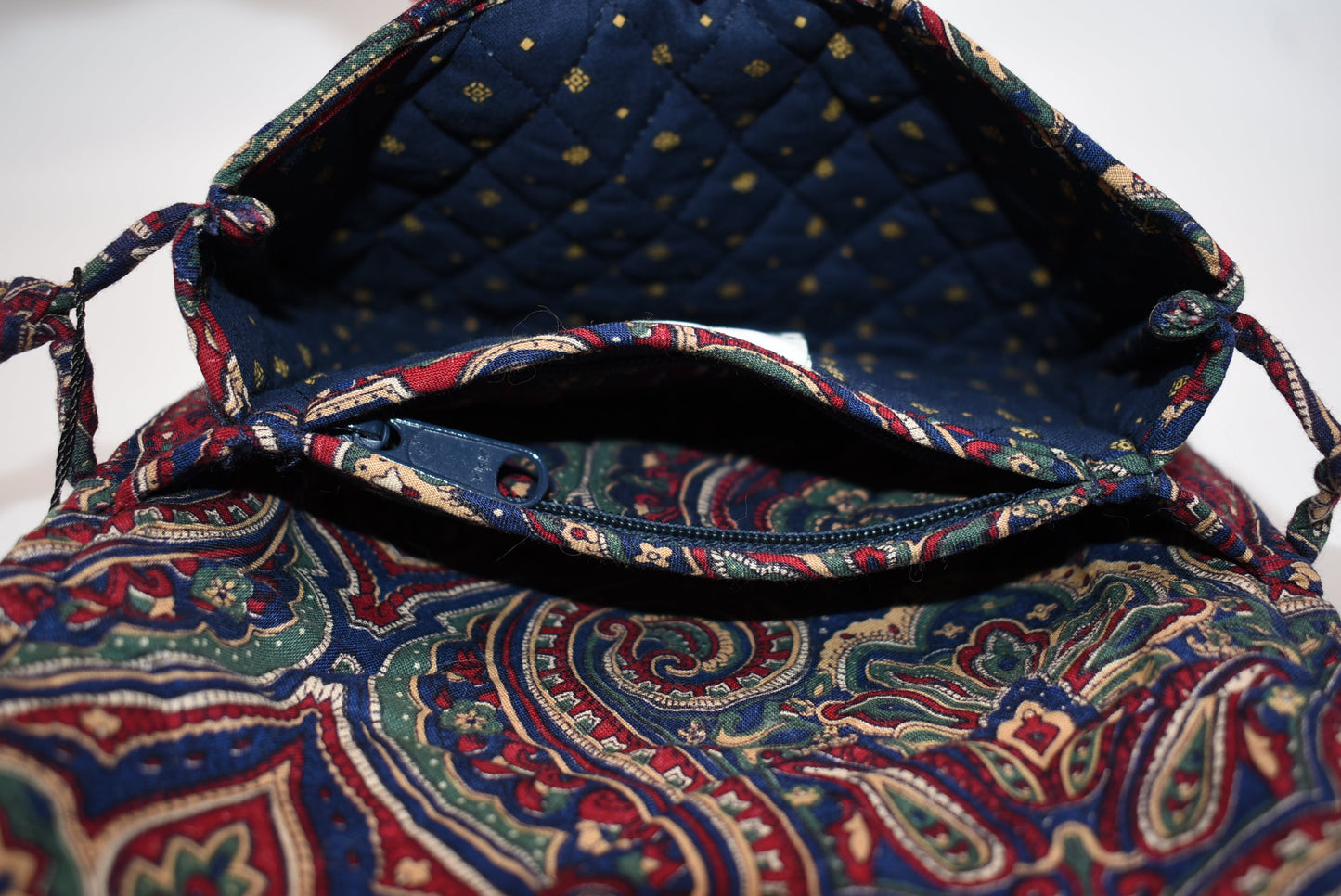 Vintage Vera Bradley Elite Crossbody in "Medallion-1995" Pattern