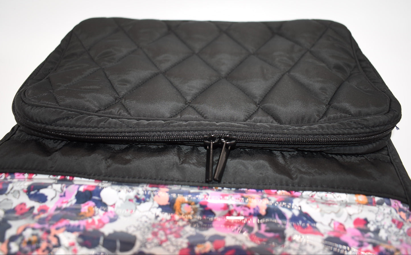 Vera Bradley Ultralight Hanging Travel Organizer in Black