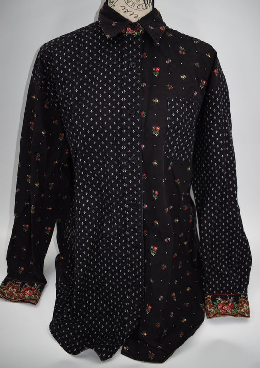 Vintage Vera Bradley Large Button-Up Long Sleeve Shirt in "Black-1990" Pattern