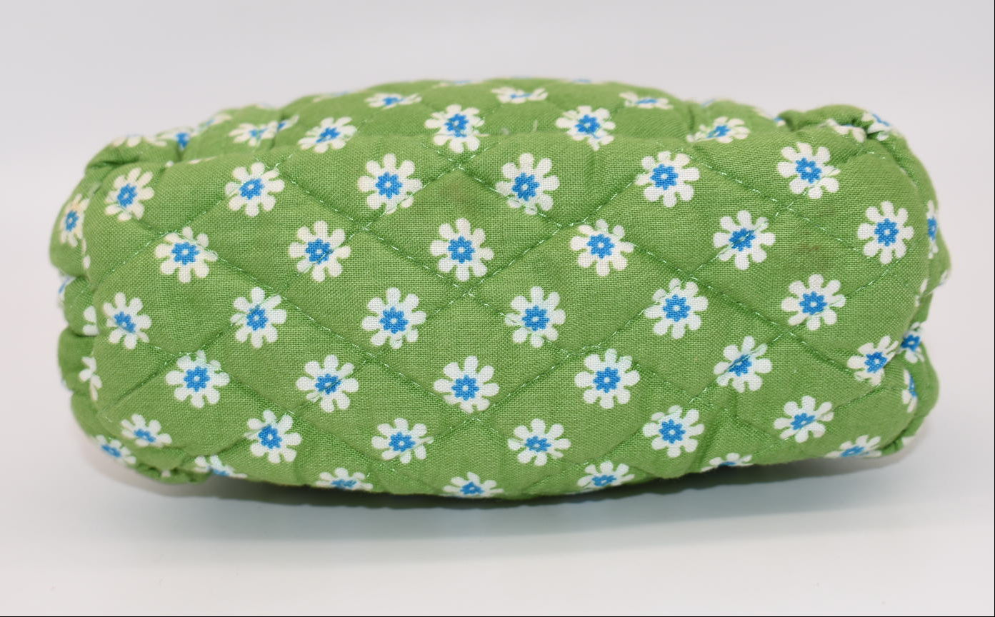 Vera Bradley Little Bitty Betsy Bag in "Apple Green" Pattern