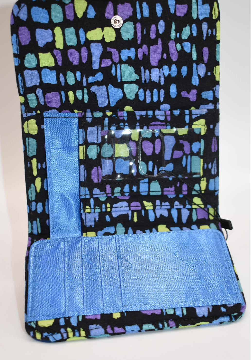 Vera Bradley Compact Trifold Wallet in "Indigo Pop" Pattern