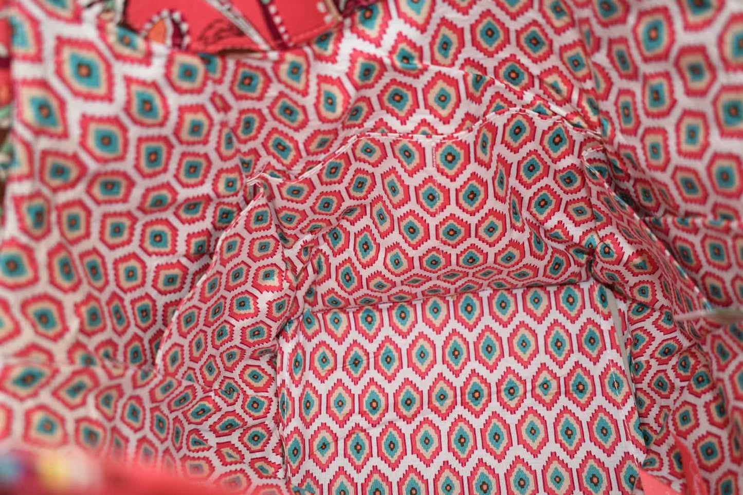 Vera Bradley Side By Side Tote Bag in "Call Me Coral" Pattern