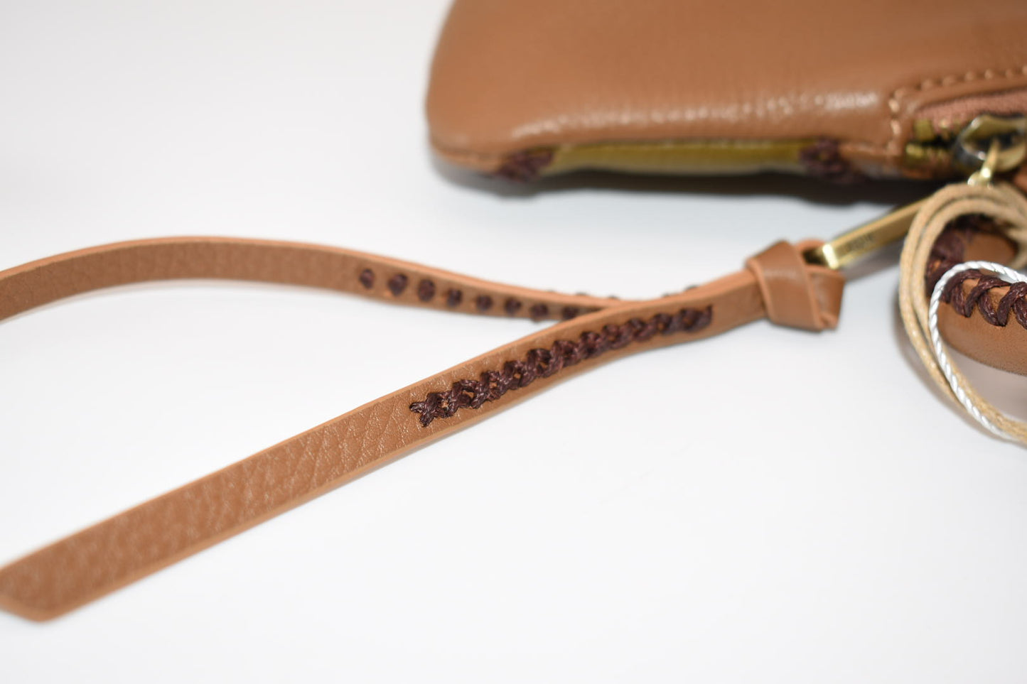 HOBO Intl Sable Wristlet Bag in Timber Brown
