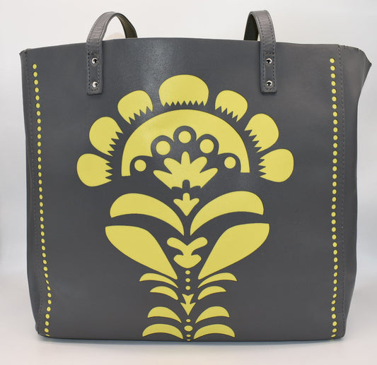 Vera Bradley Laser Cut Tote Bag