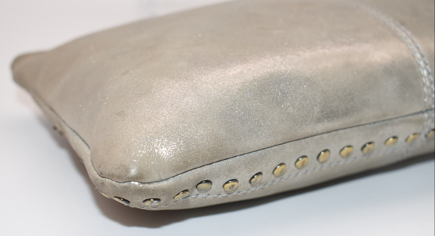 HOBO INTL Sable Whipstitch Tassel Wristlet in Granite Gray Leather