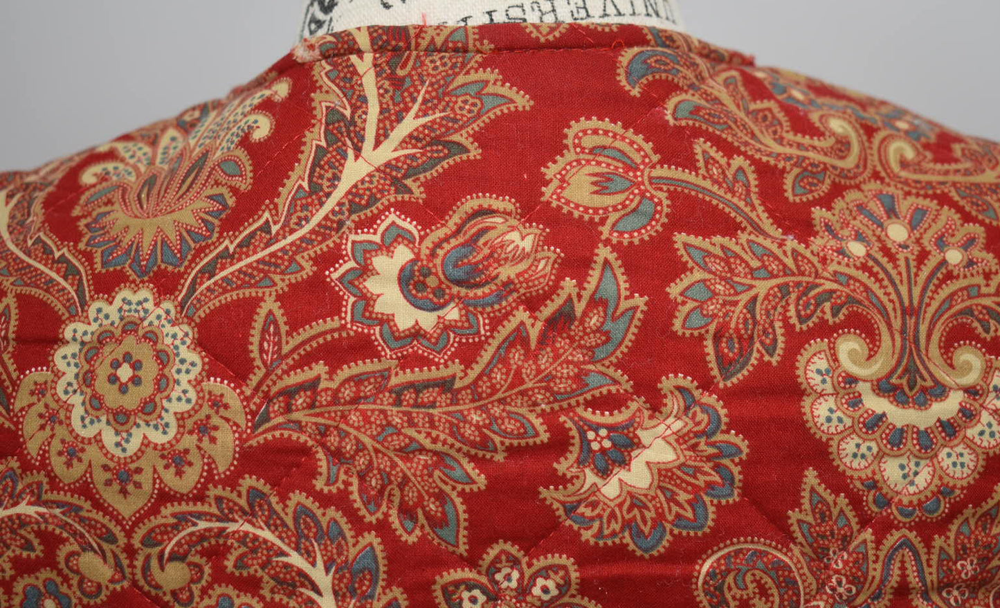 Vintage Vera Bradley Quilted Medium Jacket in "Windsor -1995" Pattern