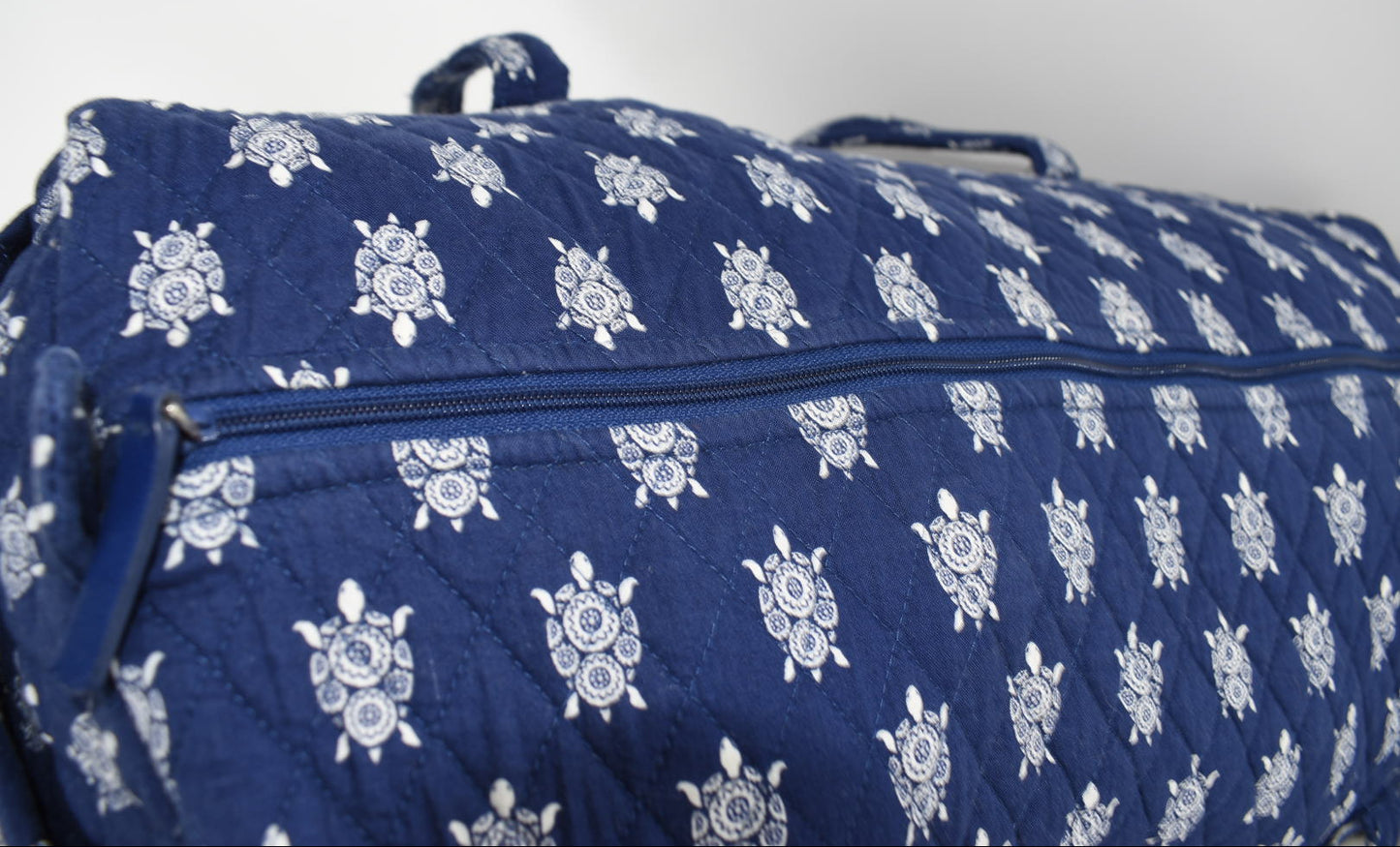 Vera Bradley Large Duffel Bag in "Sea Turtles " Pattern