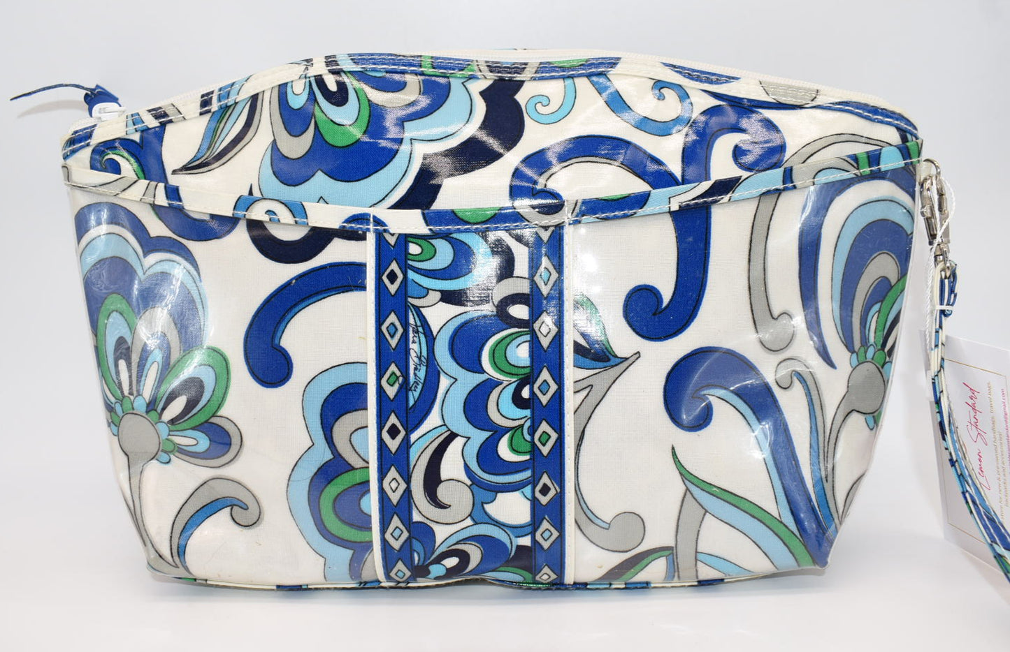 Vera Bradley XL Waterproof Makeup & Toiletry Bag in "Mediterranean White" Pattern