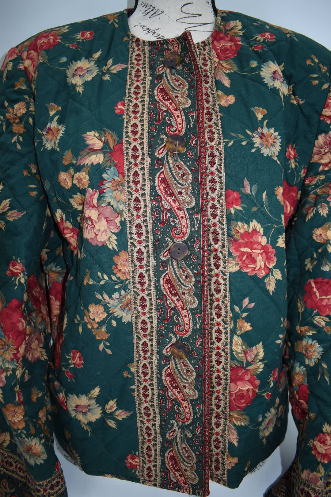 Vintage Vera Bradley Quilted Medium Jacket in "Greenbriar-1987" Pattern