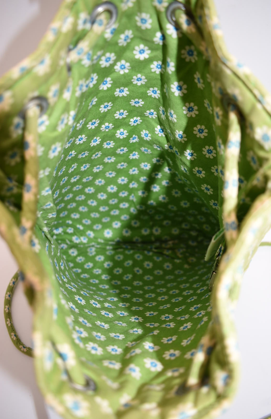 Vera Bradley Quilted Cotton Back Sack Bag in "Apple Green" Pattern