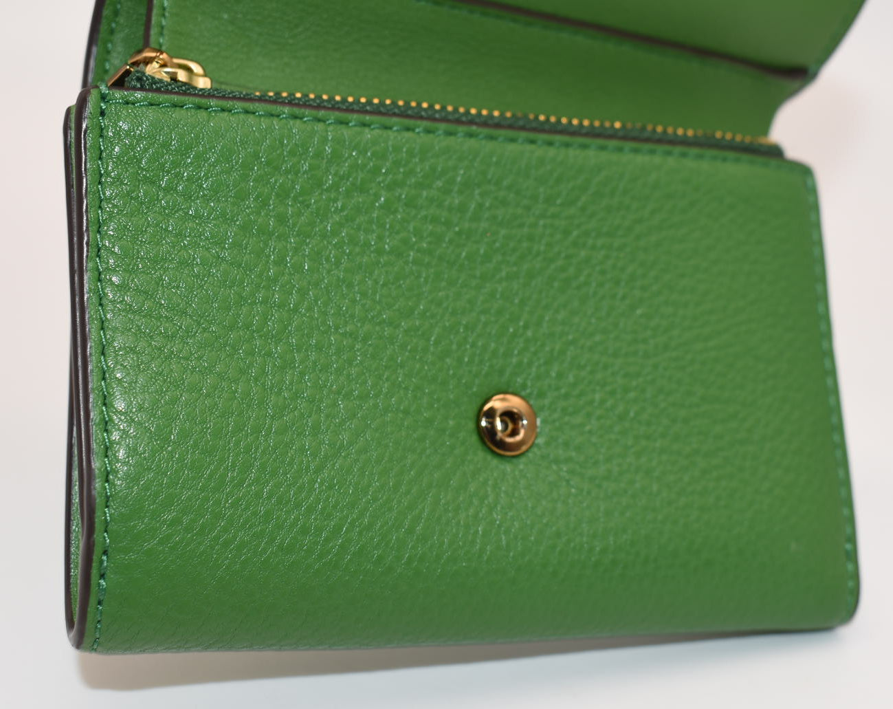 Tory Burch Kira Pebbled Medium Flap Wallet in Poblano Green