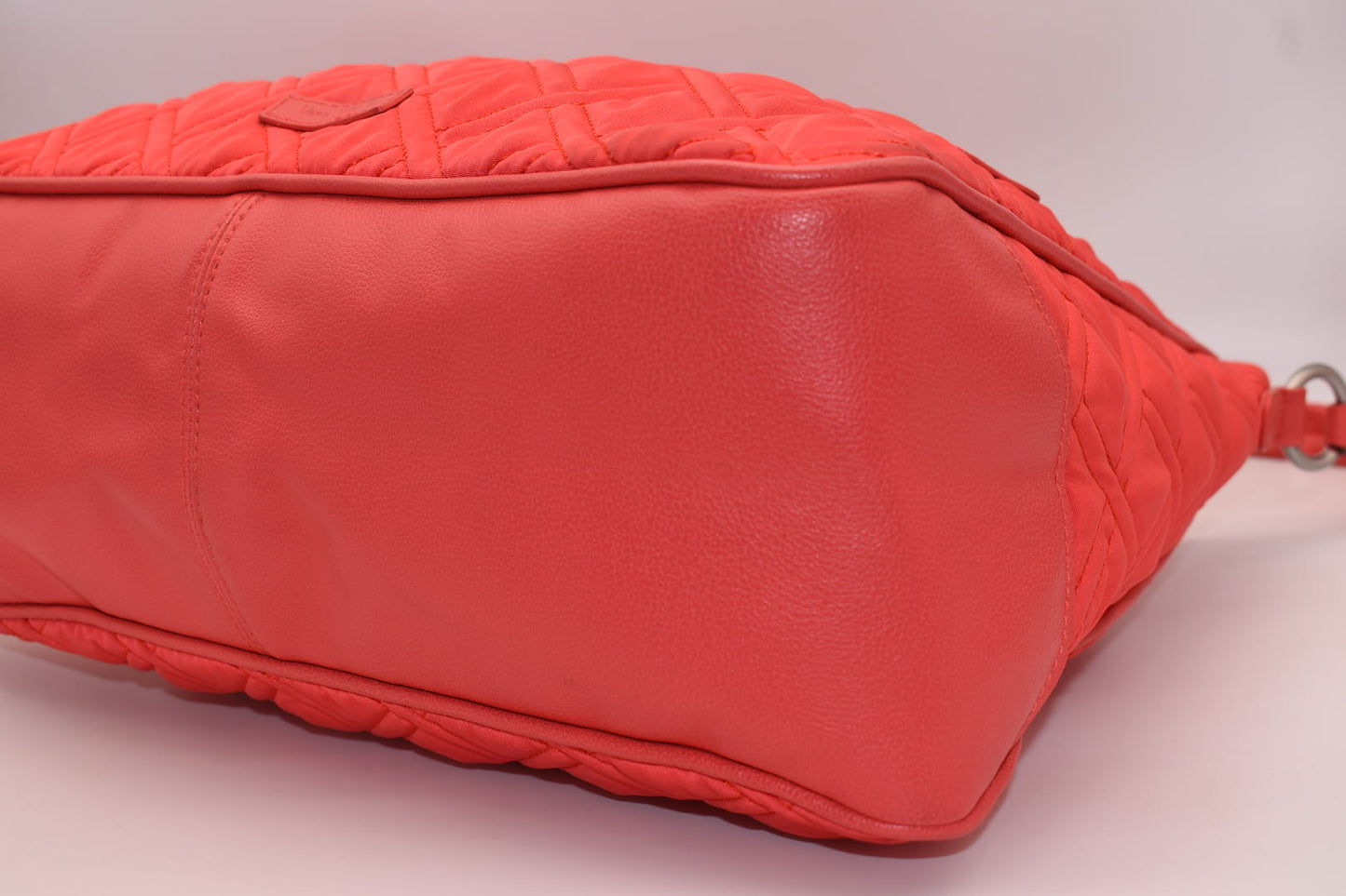 Vera Bradley Vivian Shoulder Hobo Bag in "Canyon Sunset" Pattern